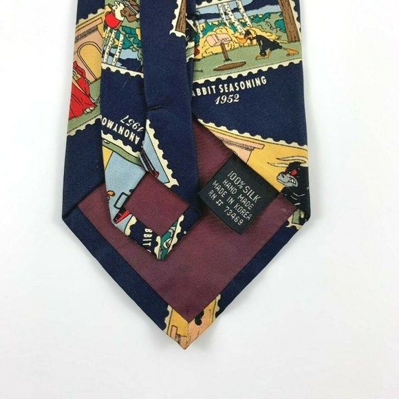 Warner Brothers Men's Novelty Necktie: Bugs & Looney Tune Friends on Stamps.1992 - Picture 3 of 3